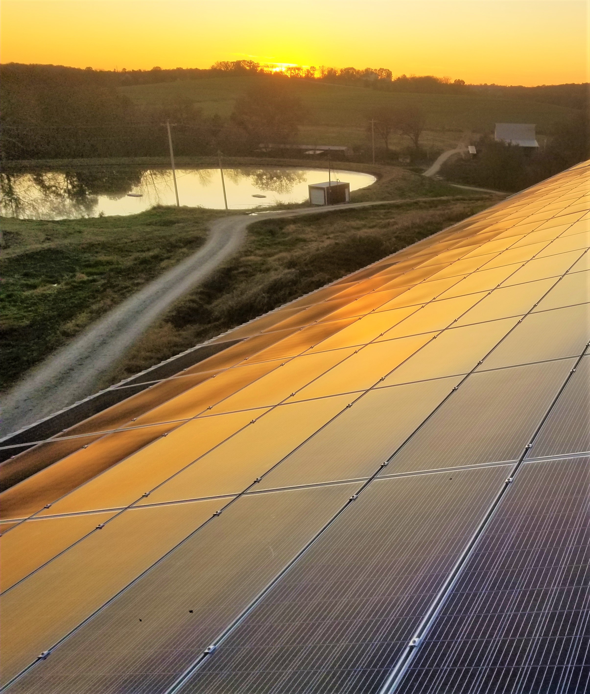 100kW at sunset at Riegel Dairy Farms